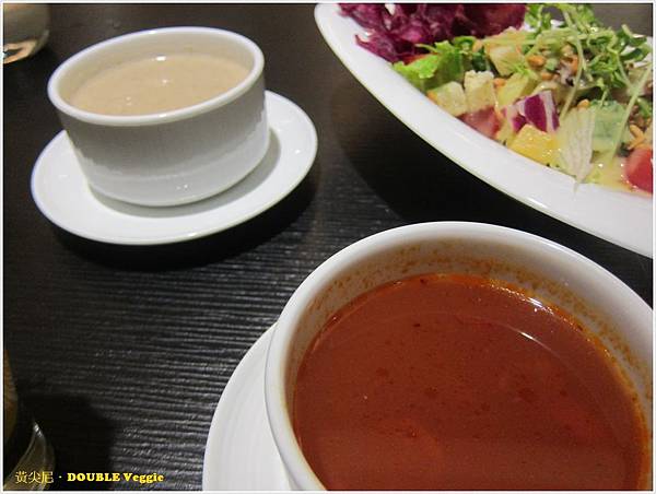 高雄苓雅區=<試吃>Double Veggie 蔬活食堂 一種環遊世界的概念蔬食=-Double Veggie 高雄苓雅區=<試吃>Double Veggie 蔬活食堂 一種環遊世界的概念蔬食=-Double Veggie