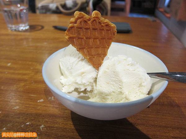 台北松山區=<食>TENTEN Gelateria 轉轉 吉拉朵~迷路在民生社區。碰見美味冰淇淋=-TENTEN Gelateria 轉轉 吉拉朵