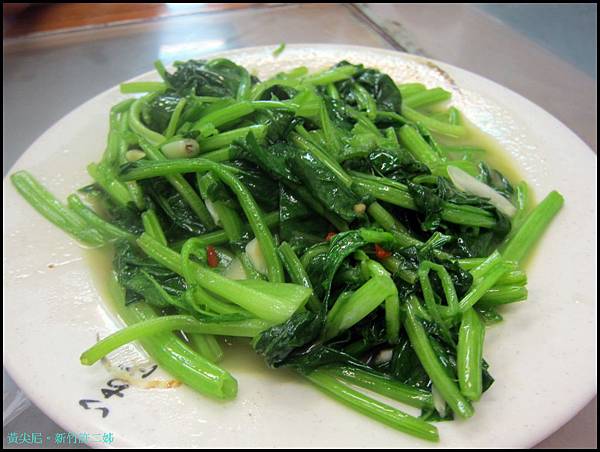 新竹=<食>許二姊鴨肉~完全符合我的重口味!=-許二姊 新竹=<食>許二姊鴨肉~完全符合我的重口味!=-許二姊