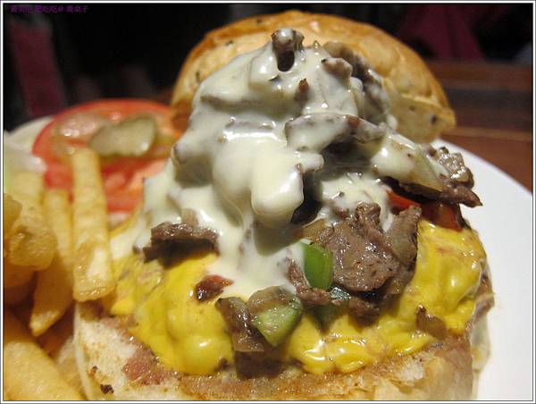 新竹=<食>喬桌子廚房(巨城店)~夜晚也能吃到豐盛早午餐=-喬桌子廚房(巨城店) 新竹=<食>喬桌子廚房(巨城店)~夜晚也能吃到豐盛早午餐=-喬桌子廚房(巨城店)