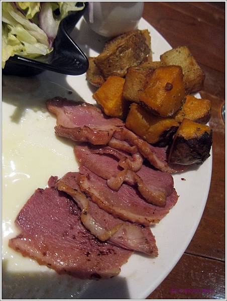 新竹=<食>喬桌子廚房(巨城店)~夜晚也能吃到豐盛早午餐=-喬桌子廚房(巨城店) 新竹=<食>喬桌子廚房(巨城店)~夜晚也能吃到豐盛早午餐=-喬桌子廚房(巨城店)