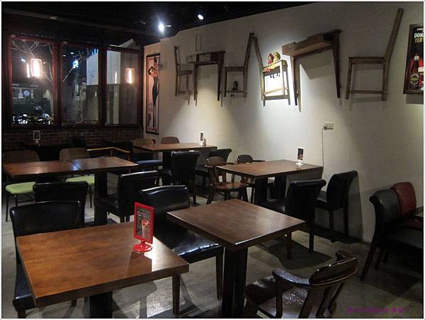 新竹=<食>喬桌子廚房(巨城店)~夜晚也能吃到豐盛早午餐=-喬桌子廚房(巨城店) 新竹=<食>喬桌子廚房(巨城店)~夜晚也能吃到豐盛早午餐=-喬桌子廚房(巨城店)