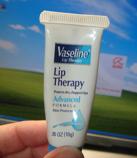 vaseline.jpg vaseline.jpg