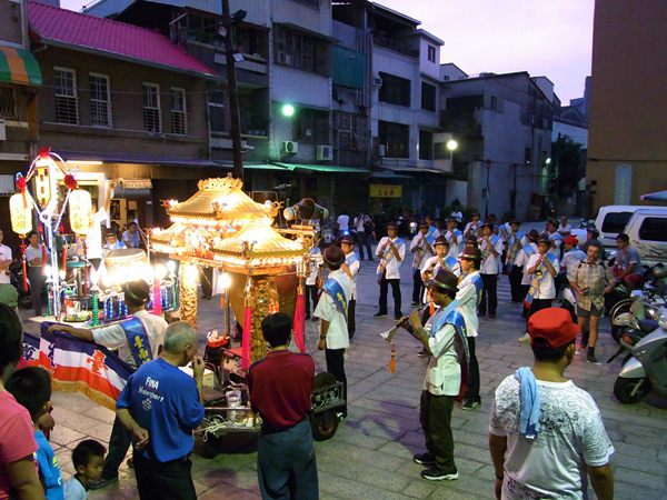 097.jpg 097.jpg