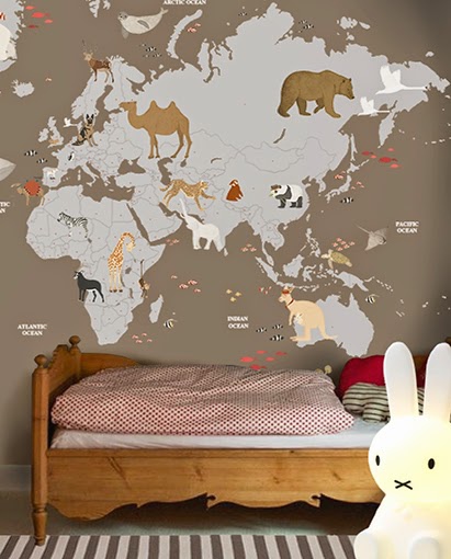 LITTLE HANDS WALLPAPER MURAL - WORLD MAP FINAL FCcopy