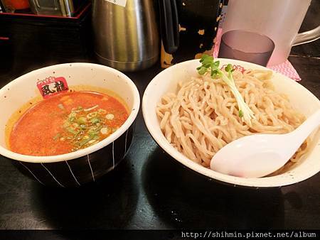 DSCF0800 (Custom) DSCF0800 (Custom)