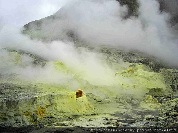 這片硫磺色超美的