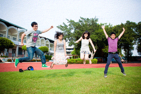 其實,拍照的人就是可以使喚被拍照的人們... 其實,拍照的人就是可以使喚被拍照的人們...