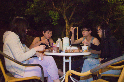宵夜泡麵