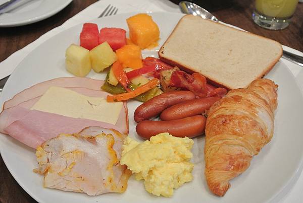 DSC_6193.JPG DSC_6193.JPG