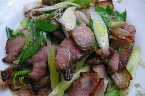 GqAoaH38SYmbEDyG8d.aTA