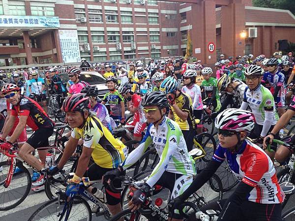 10736118_10154725016115442_510752635_n