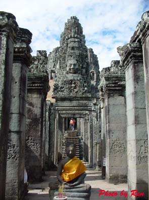0531-bayon09.jpg 0531-bayon09.jpg