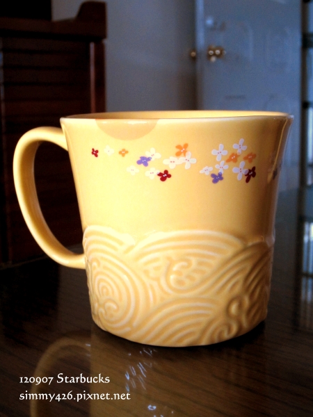 120907 Starbucks 秋光瀲灩馬克杯(1)