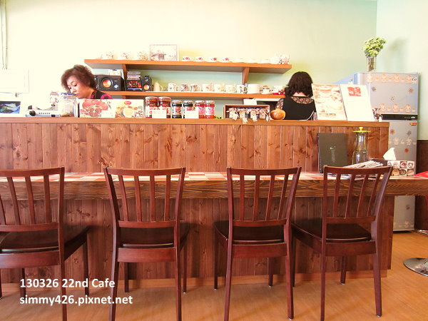 22nd Cafe(5)