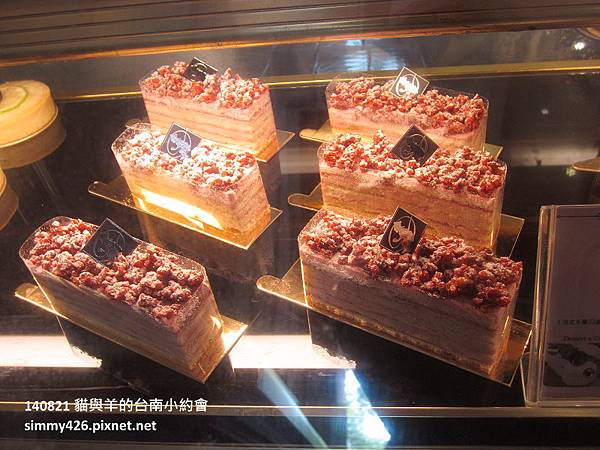 Dreaming Cake 粉紅佳人(1).jpg Dreaming Cake 粉紅佳人(1).jpg