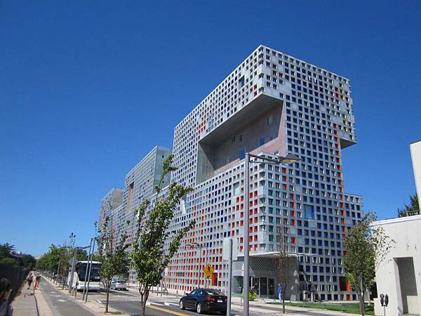 IMG_2825.jpg IMG_2825.jpg