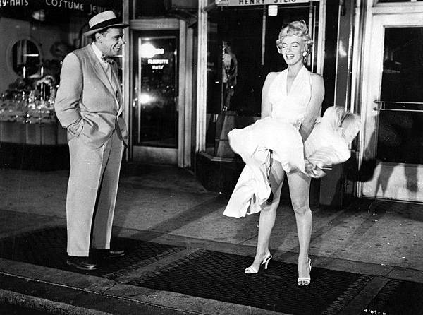 Tom-Ewell-and-Marilyn-Monroe-from-The-Seven-Year-Itch-1955