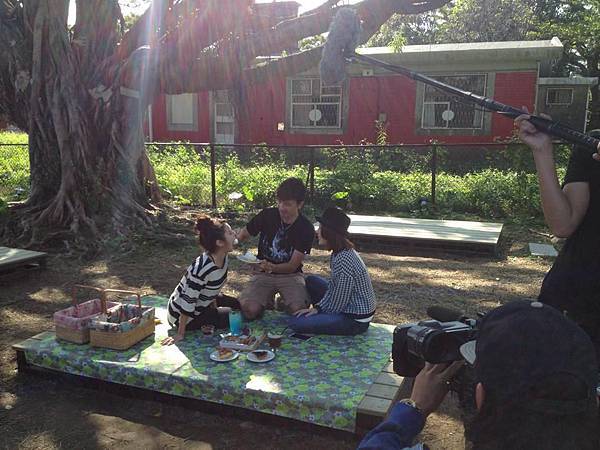 10687068_368706199962210_8792251882954699421_n