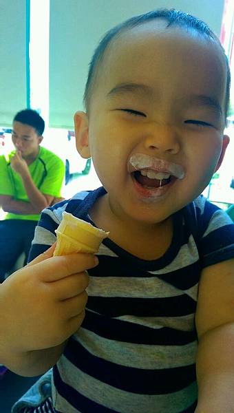 VIDEO0017_0000002471 VIDEO0017_0000002471