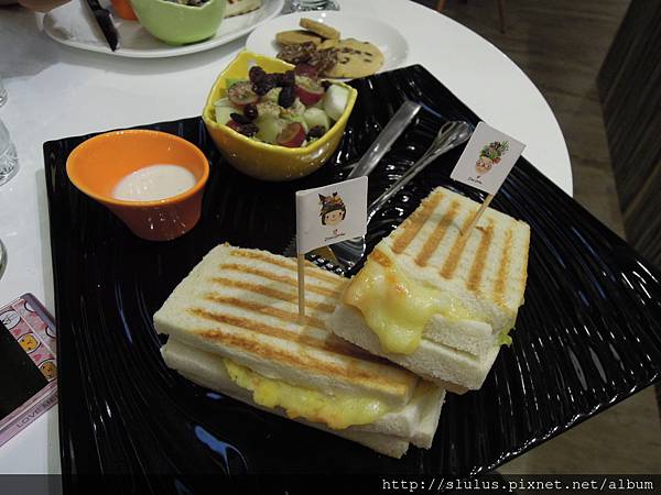 DSCN2006.JPG DSCN2006.JPG