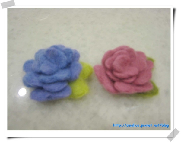 玫瑰花胸針.jpg 玫瑰花胸針.jpg