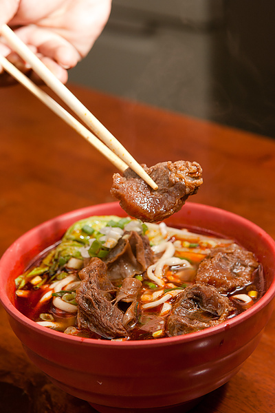 GL9V2022.jpg GL9V2022.jpg