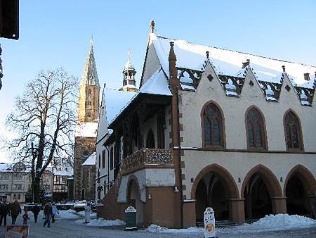 格斯拉市政廳 (2).jpg