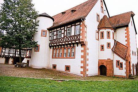 施泰瑙-格林兄弟故居 (2).jpg