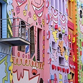 happy rizzi house (2).jpg happy rizzi house (2).jpg