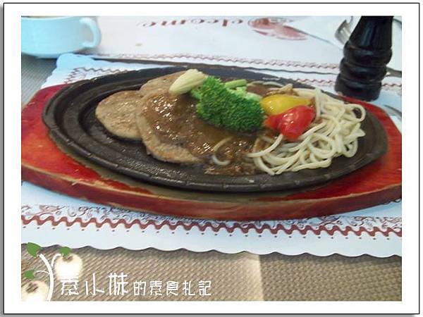 歐廷鐵板蔬排(飯麵)台中 素食 蔬食.jpg 歐廷鐵板蔬排(飯麵)台中 素食 蔬食.jpg