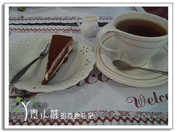 甜點蛋糕 與紅茶飲料(但以理21) 台中素食蔬食餐廳.jpg 甜點蛋糕 與紅茶飲料(但以理21) 台中素食蔬食餐廳.jpg