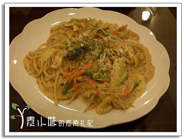 黑胡椒義大利麵 分享蔬食 台中素食蔬食食記.jpg 黑胡椒義大利麵 分享蔬食 台中素食蔬食食記.jpg