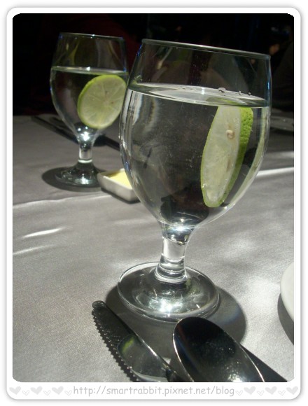 106_7303.jpg 106_7303.jpg