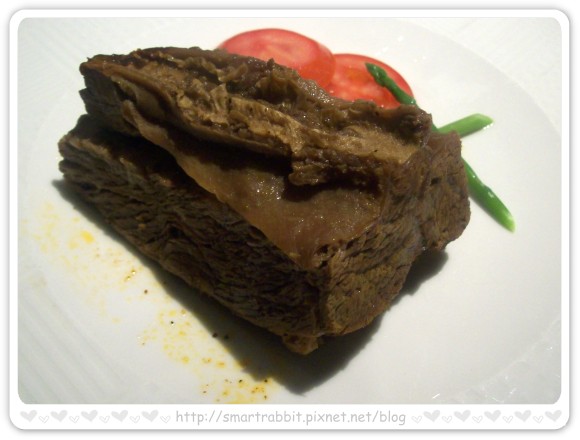 106_7377.jpg 106_7377.jpg