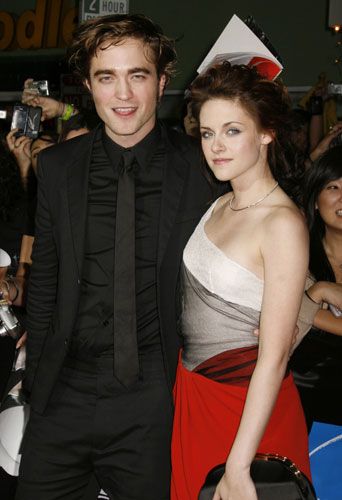 ROBTWIGHLIGHTPREM171108_2.jpg ROBTWIGHLIGHTPREM171108_2.jpg