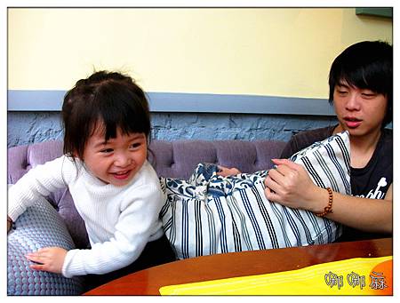 沙發上玩 沙發上玩