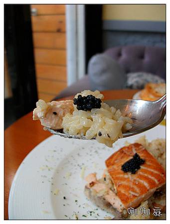 挖一口飯 挖一口飯