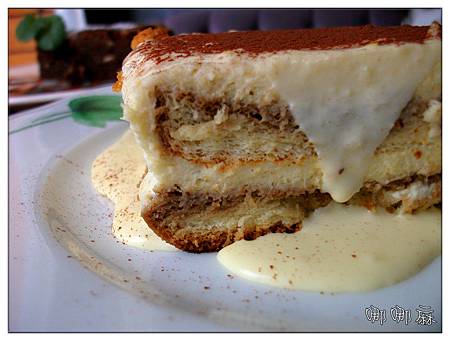 提拉米蘇側拍 提拉米蘇側拍