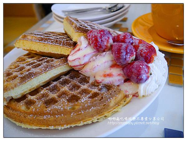 草莓鬆餅 草莓鬆餅