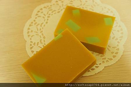 20121031 暖暖月子皂