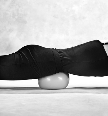 Body Rolling belly ball small.png