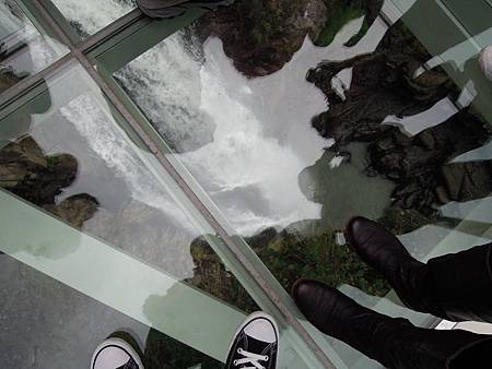 207321766_x.jpg 207321766_x.jpg