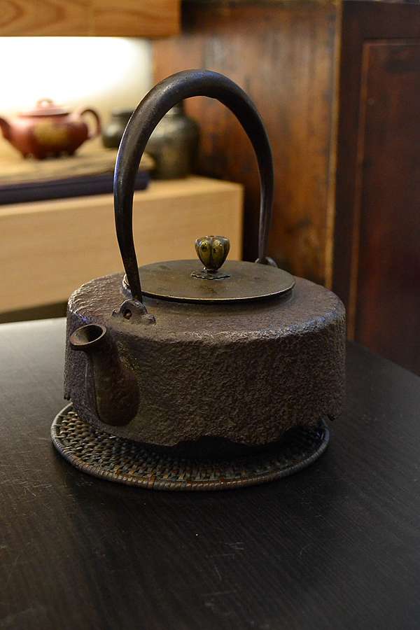 鉄瓶 瑞雲堂造 銀つまみ有 M1340