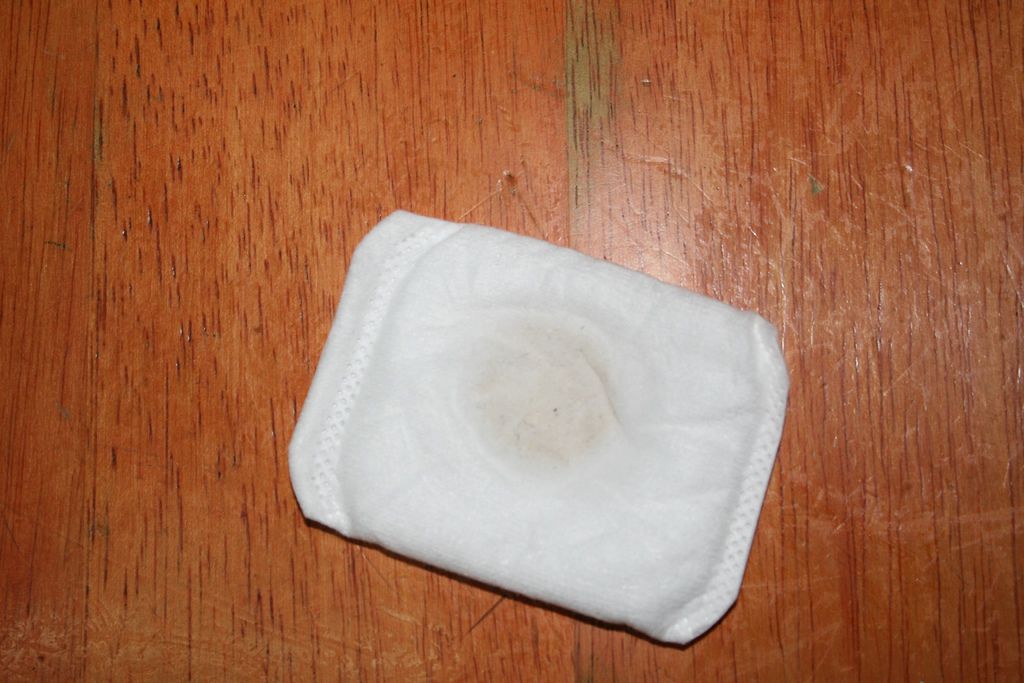 一星期阿一到两次的皮肤清洁~ 离子导出器hita