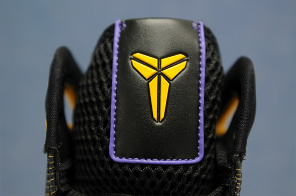 Nike Hyperdunk x Zoom Kobe IV (4) Hybrid - Los Angeles Lakers Away 07