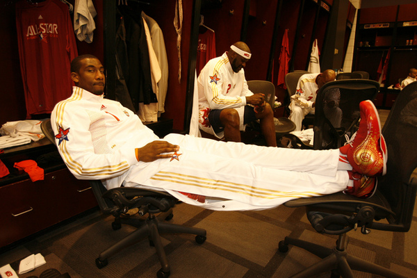 8d2bf289ae1c37a7babe0db8e5934c73-getty-83008111bb045_allstargame.jpg