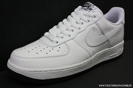 Nike Air Force I ‘07 - White  White - Dark Obsidian 01