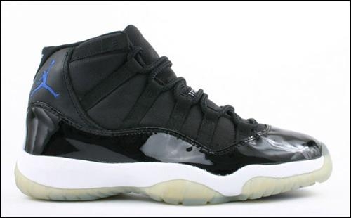 Space Jam Air Jordan 11 - Holiday 2009.JPG