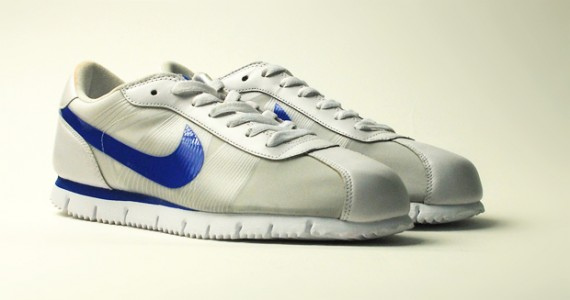 Nike Sportswear Cortez Fly Motion - April 2009 03.bmp